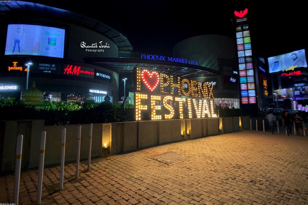 Best Cameras Under $1000 in 2026: Complete Buyer's Guide